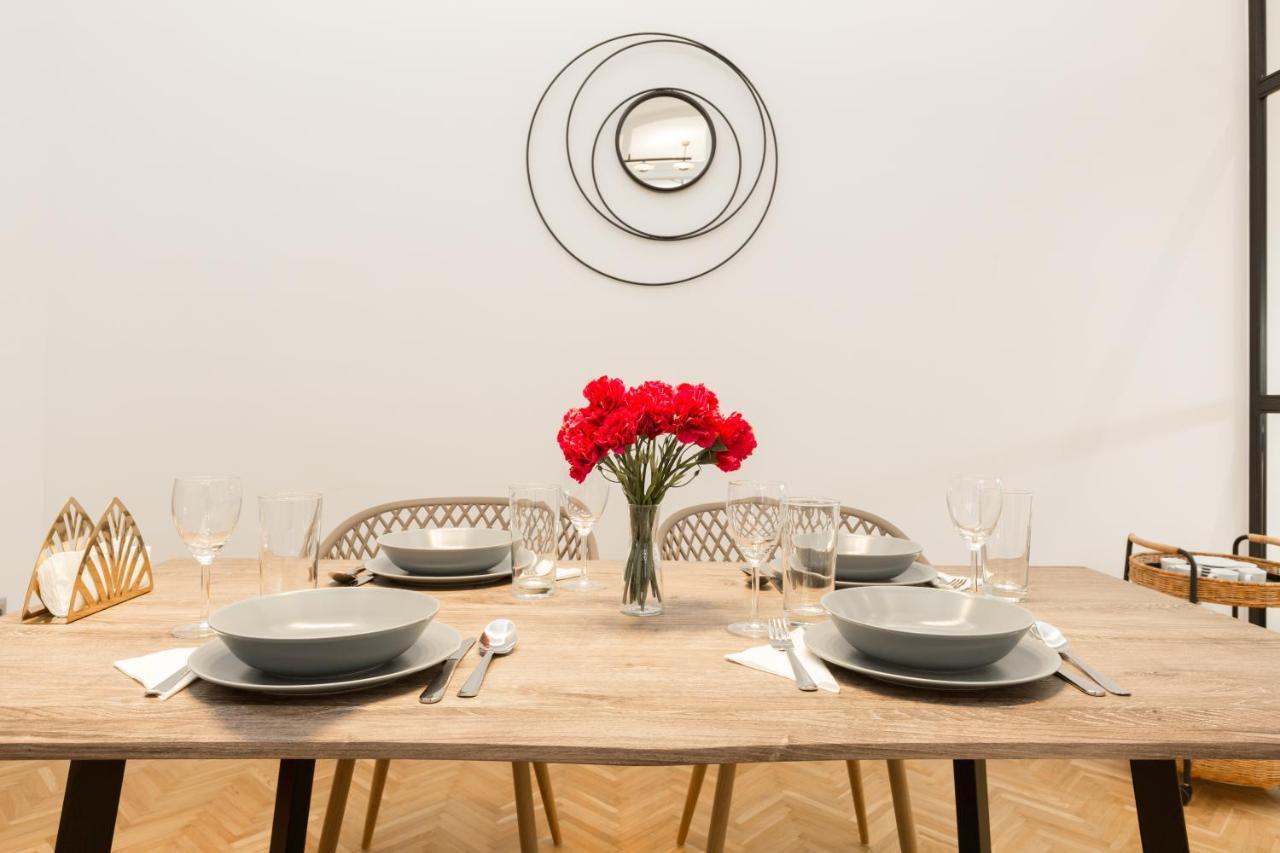 Space And Style In The Heart Of Budapest W 2Br&2Bt מראה חיצוני תמונה