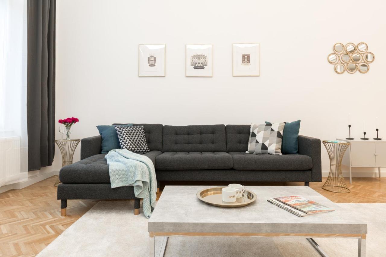 Space And Style In The Heart Of Budapest W 2Br&2Bt מראה חיצוני תמונה